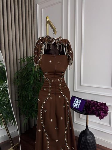 فستان سهره مطرز فخم بني