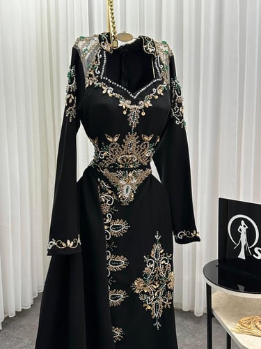 فستان سهره مطرز فخم اسود