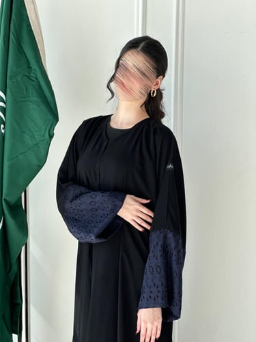 030