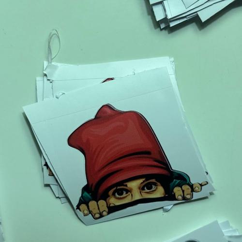 نظرة من العتمة
