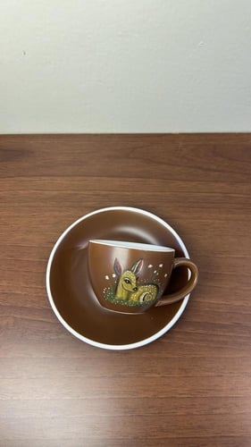 كوب غزال بني