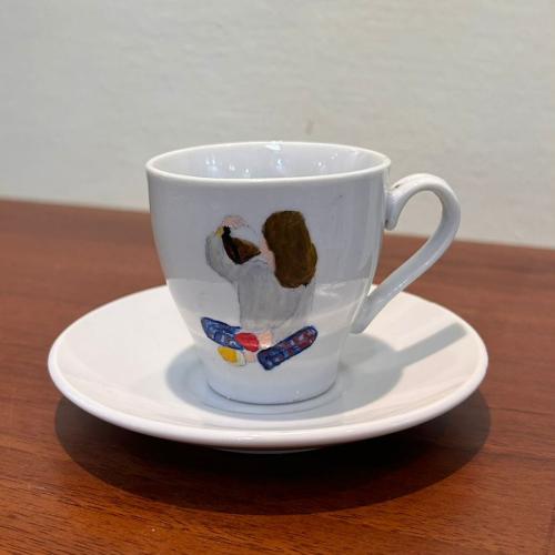 كوب رسم يدوي