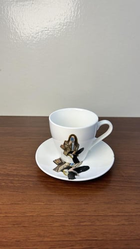 كوب اسبرسو- القارئة