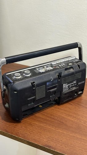 مسجل كاسيت شركة إل سي