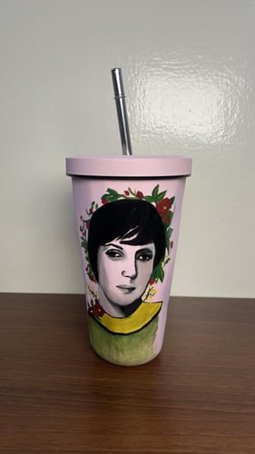 مق برسمة فيروز