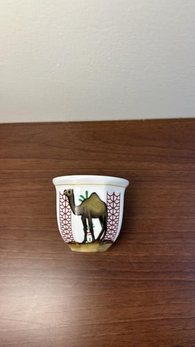 الفنجال السعودي برسمة جمل