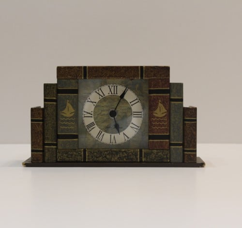 ساعة مكتبية