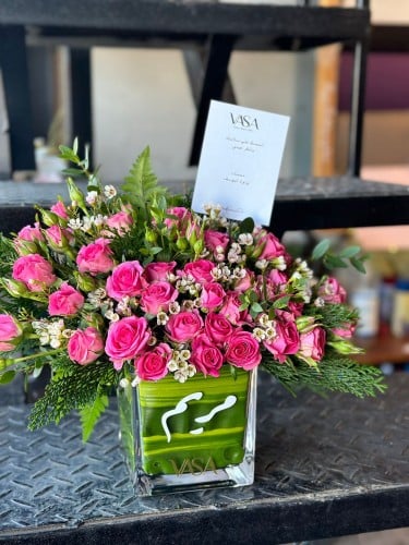 مريم ( الاسم حسب الطلب )