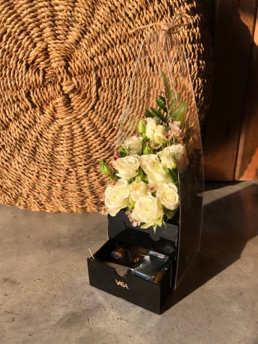 ميني لوف بوكس ابيض (مع شوكلت بلجيكي)