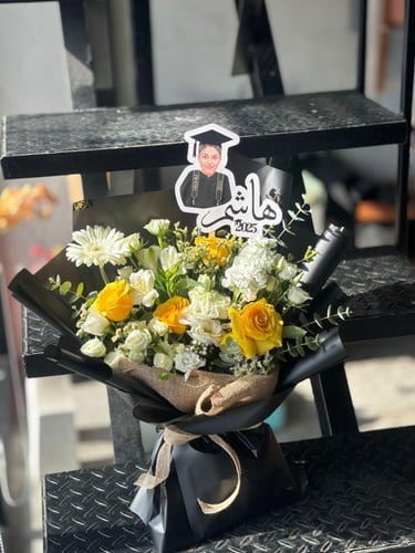 هاشم ( الاسم والصوره حسب الاختيار)