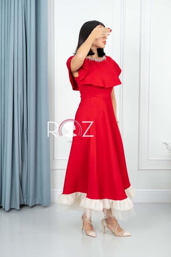 فستان احمر ناعم بكرستال