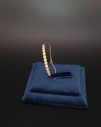 اسوارة اطفال خلية النحل
