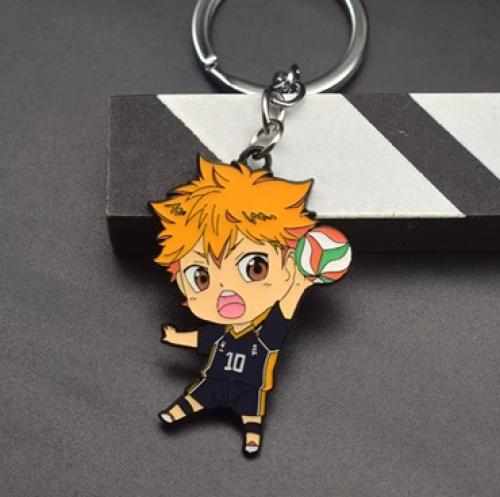 ميدالية شويو هيناتا المعدنية (Haikyu!! Hinata Shoyo Metal Keychain) - إصدار أبطال كاراسونو الفاخر تجسيد حماسي لنجم الطائرة شويو هي...