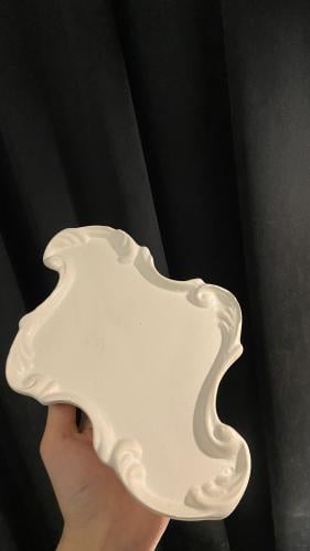 صحن مزخرف صغير