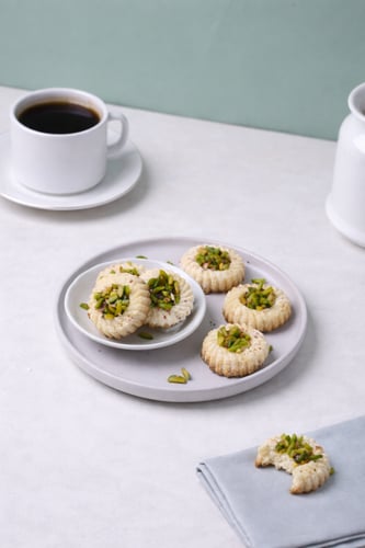 ماكرون جوز الهند