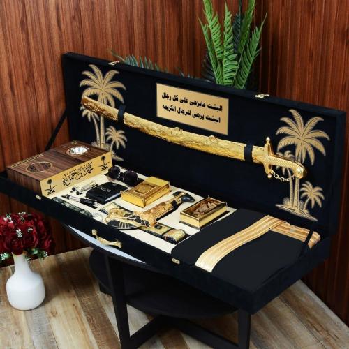 A luxurious commemorative gift box with elegant men's products and refined details made of acrylic