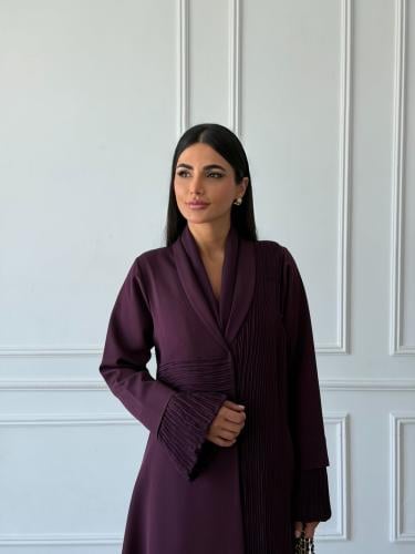 عباية كريب مع شيفرن مكسر - عبايات ثراء
