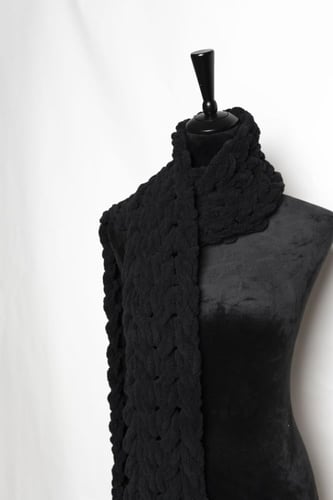 وشاح اسود نسائي-رجالي