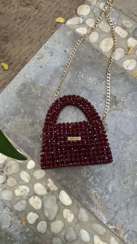 شنطة خرز صنع يدوي