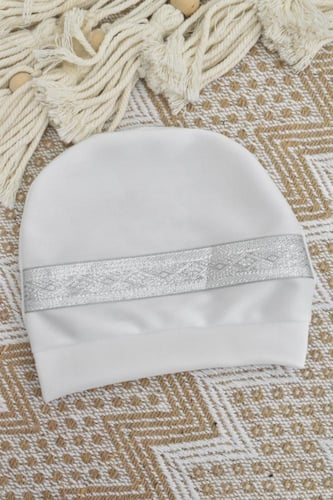 بيت طفل حديث الولاده بشت فضي