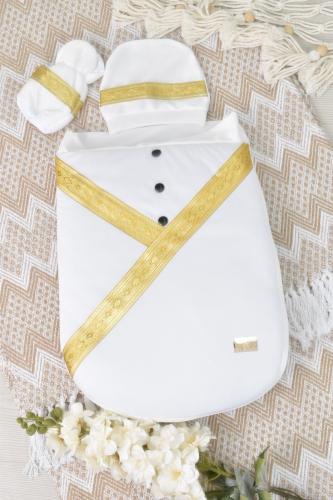 بيت طفل حديث الولاده بشت ذهبي