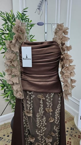 فستان سهره موكا موس مطرز ورد ليزر بارز