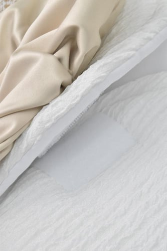 بيت طفل قماش فيكرو فخم راقي فيونكه