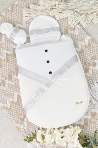 بيت طفل حديث الولاده بشت فضي