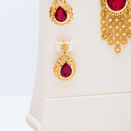 طقم ذهب كويتي حجر موديل ياقوت أحمر ملكي