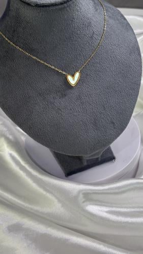 سلسال قلب ذهبي