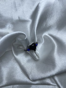 خاتم قلب اسود