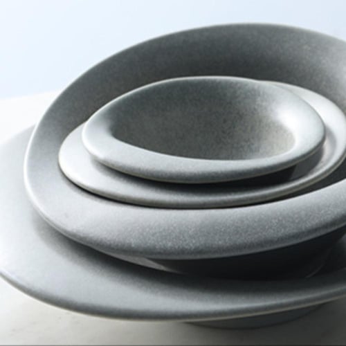 أطباق مختلفه كل طبق بسعر مختلف