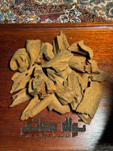 Moroki Sikon broke incense burners
