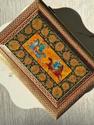 صندوق سرج سابح