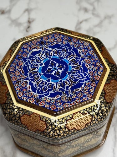 صدى الياقوت