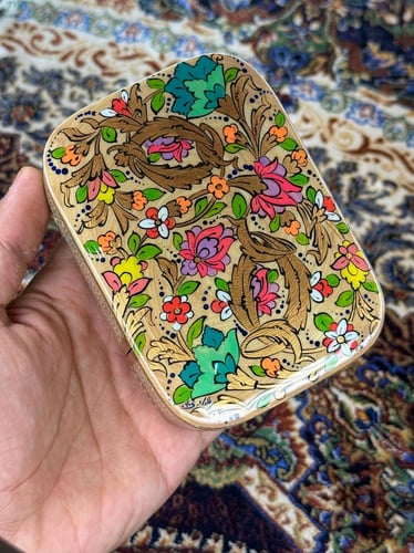 صندوق نحاس رسم يدوي