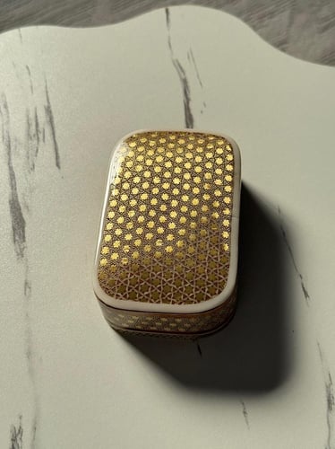 صندوق نحاس نحت يدوي