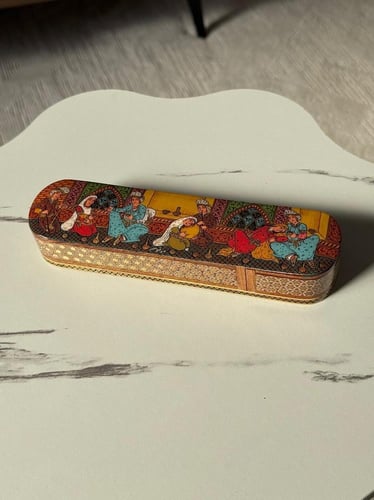 صندوق رسمة عاج ونحاس