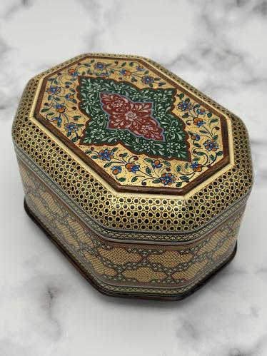 Pure Gold Box