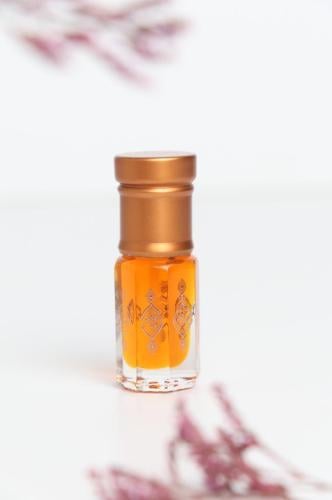 هندي نادرة حاتم 2