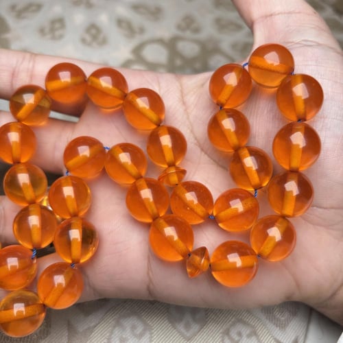 سبحة مسكي كروي شفاف