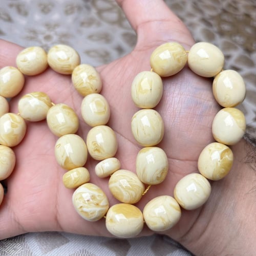 سبحة كهرمان كلنقرادي بيض حمام