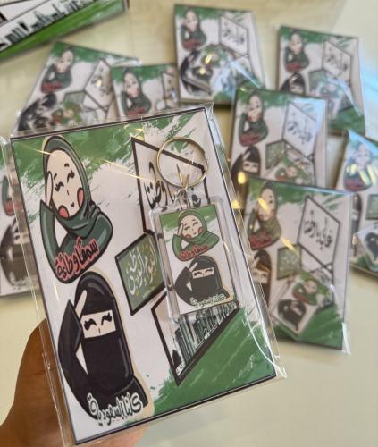 نوت كلنا السعوديه+ ميدالية اكريلك