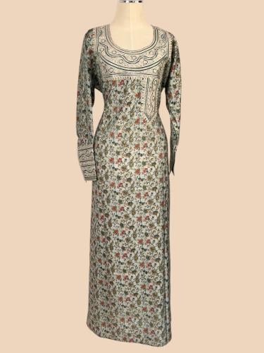 مخور انيق بألوان فاخرة