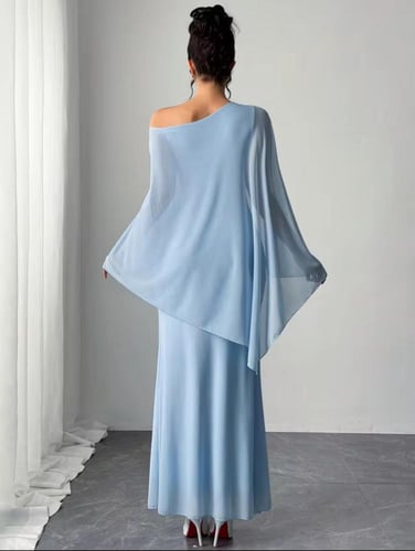 فستان طويل جدا