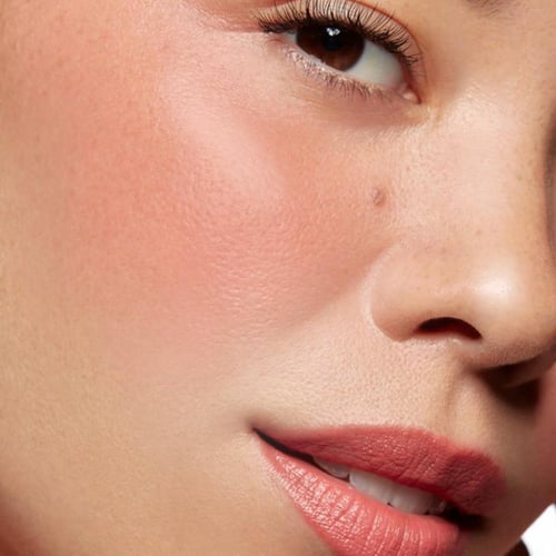 يولاند بيوتي - بلاشر ستيك 01