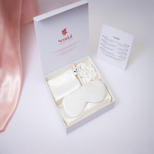 مجموعة حرير السندال - أف وايت