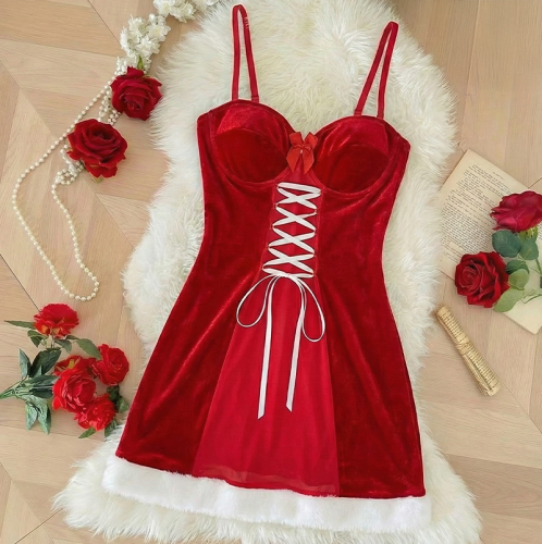 لانجري مخملي مجسم لإطلالة فاخرة