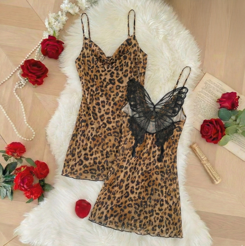 لانجري ليوبارد بتفصيلة خلفية مميزة لجناح الفراشة