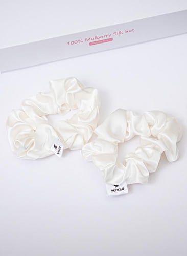 مجموعة حرير السندال - أف وايت